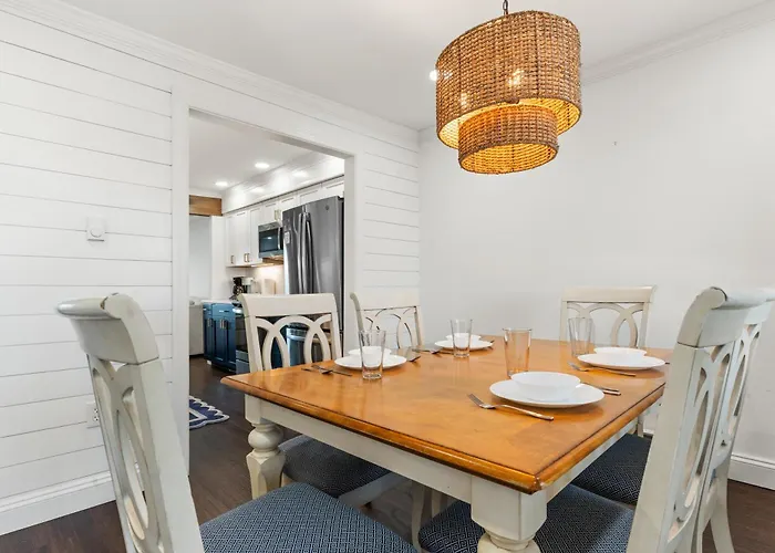Canalfront 2br In Ocmd W Balcony & Bay Sunset Views *