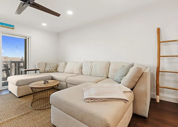 Canalfront 2br In Ocmd W Balcony & Bay Sunset Views Holiday home Ocean City
