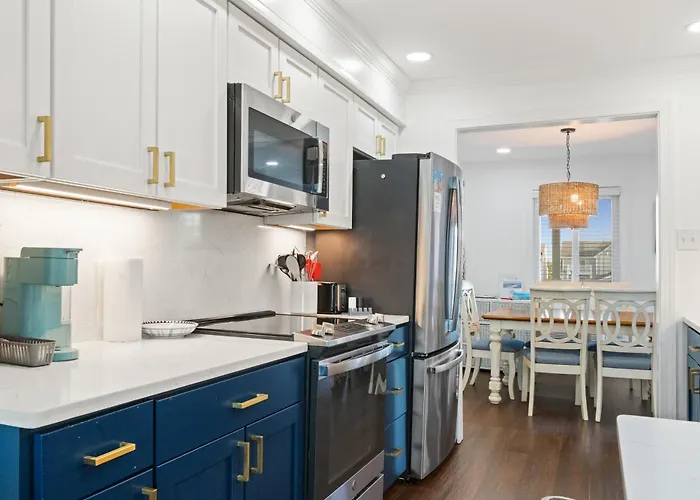 Canalfront 2br In Ocmd W Balcony & Bay Sunset Views Holiday home *