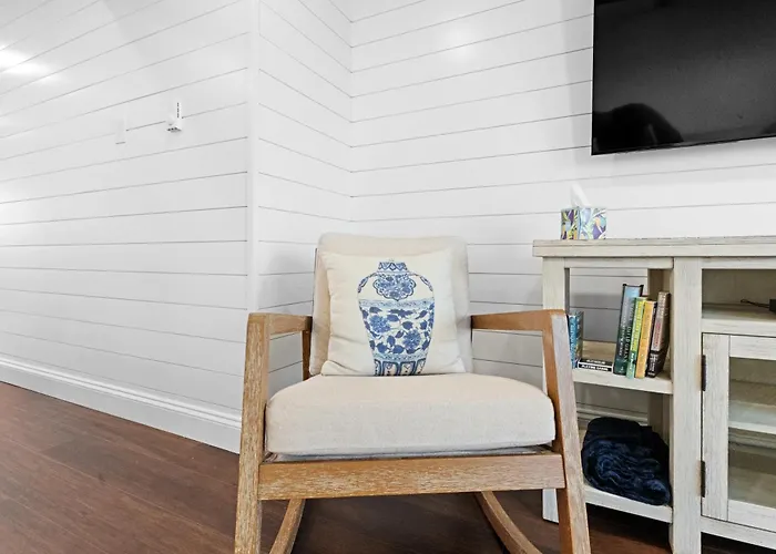 Canalfront 2br In Ocmd W Balcony & Bay Sunset Views