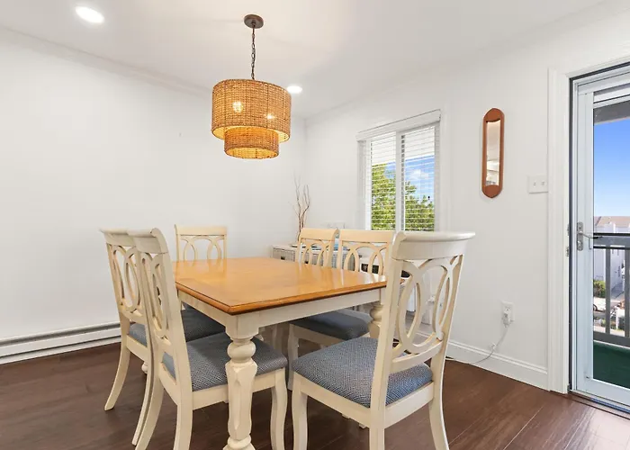Holiday home Canalfront 2br In Ocmd W Balcony & Bay Sunset Views Ocean City