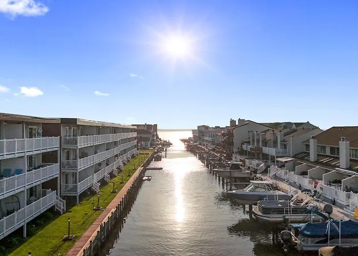 Canalfront 2br In Ocmd W Balcony & Bay Sunset Views Holiday home *