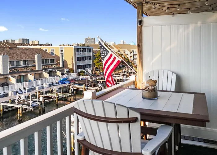 Holiday home Canalfront 2br In Ocmd W Balcony & Bay Sunset Views Ocean City